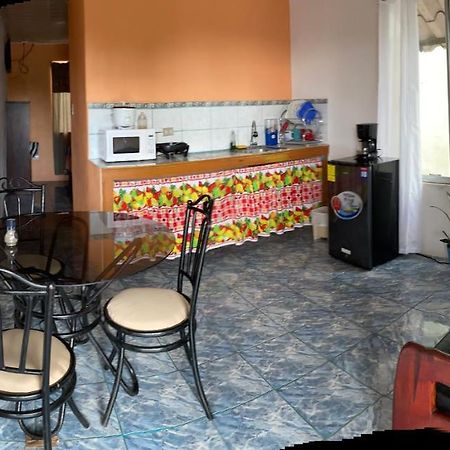 Apartamento Tamar Quepos Eksteriør bilde